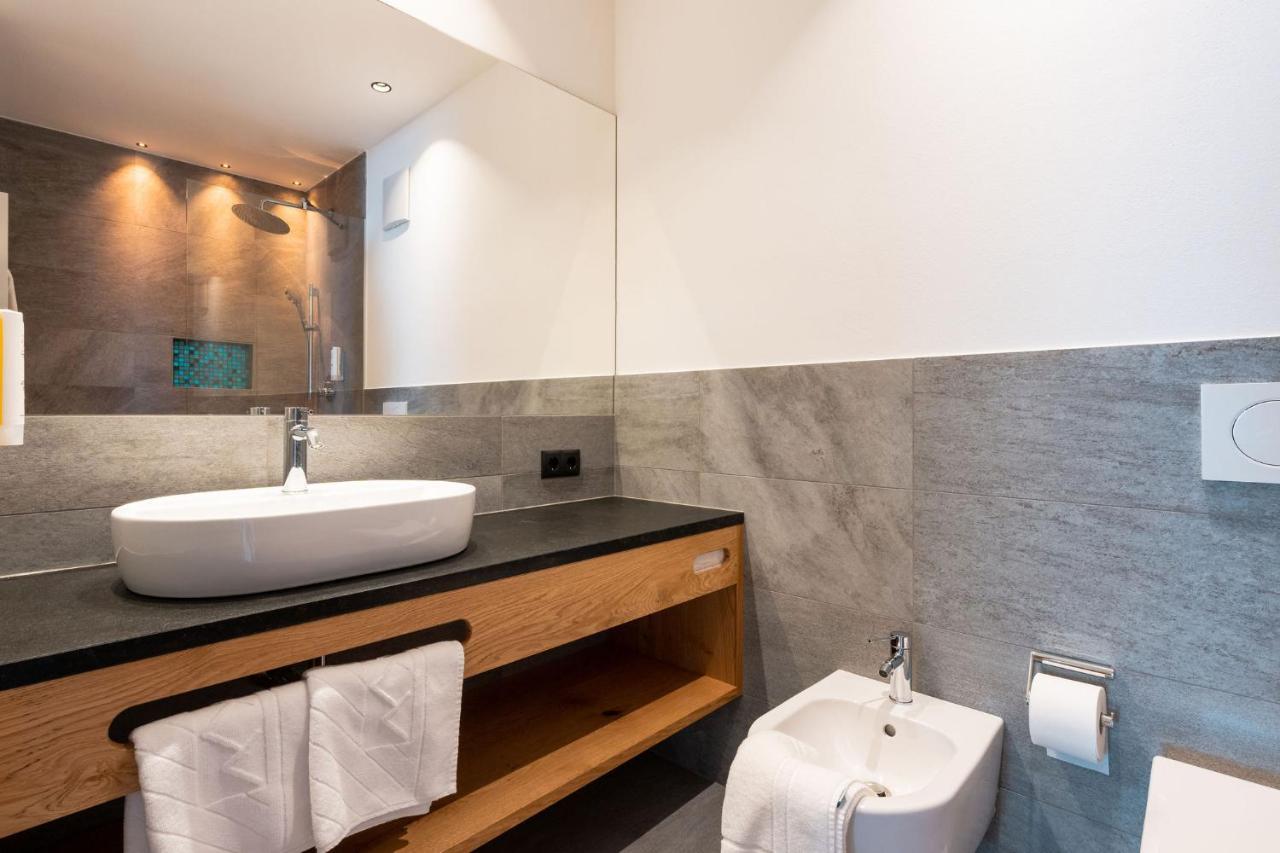 Apartments Hermann'S Сан Кандидо Екстериор снимка